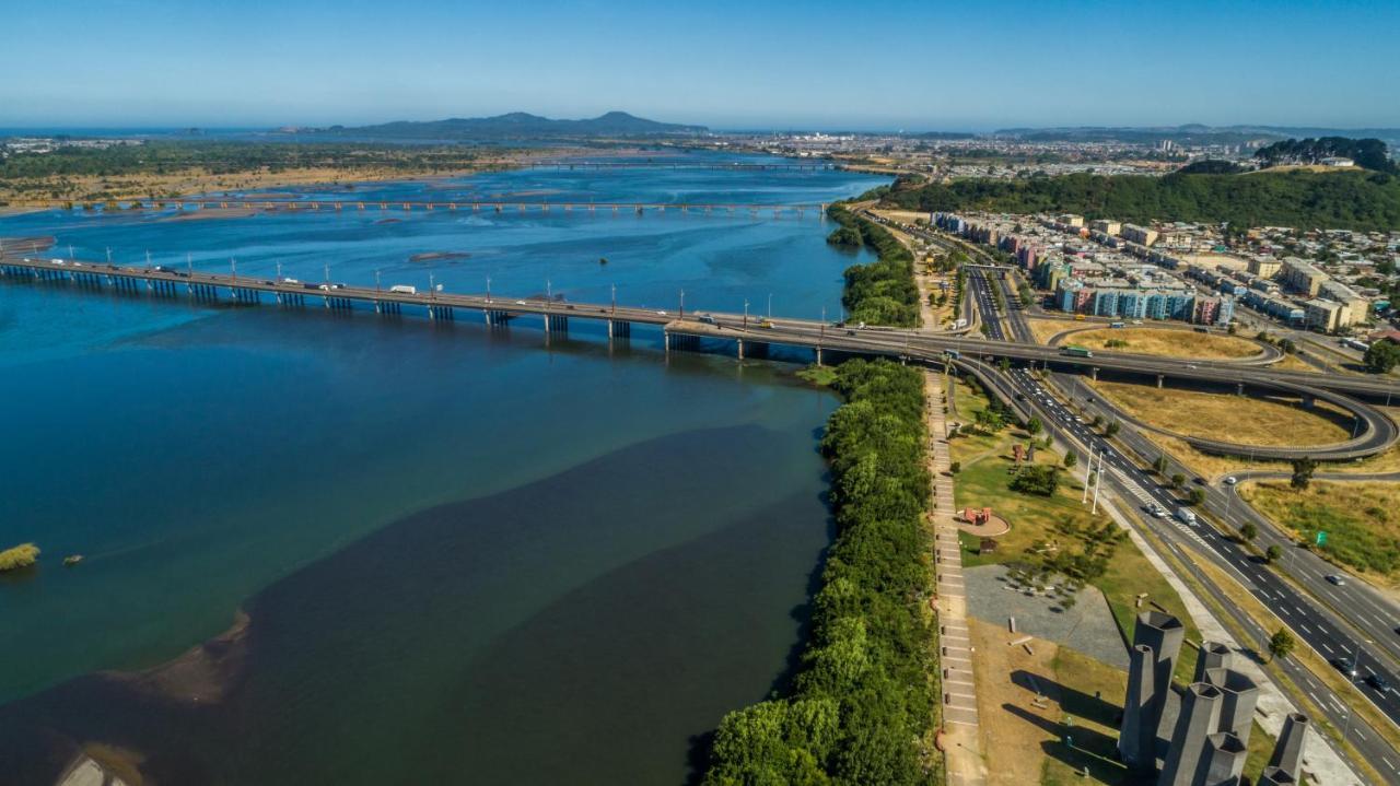 Mds Hotel Concepcion Exterior photo Aerial view of the bridge